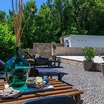Traumhaftes Mit Pool, Mediterranem Garten, Grill, Babybett, Wifi Apartament *