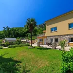Traumhaftes Mit Pool, Mediterranem Garten, Grill, Babybett, Wifi *