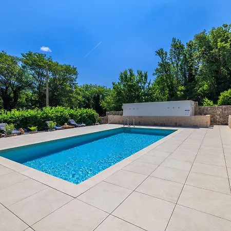 Traumhaftes Mit Pool, Mediterranem Garten, Grill, Babybett, Wifi *