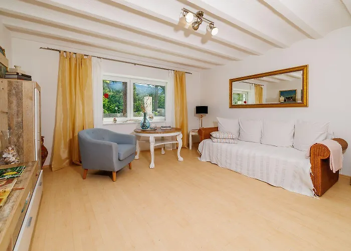 Traumhaftes Mit Pool, Mediterranem Garten, Grill, Babybett, Wifi Apartment